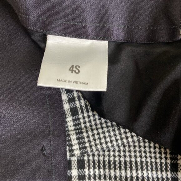 Express Women’s Size 4S Black & White Checkered Plaid Pants – Super High Rise - Picture 3 of 7